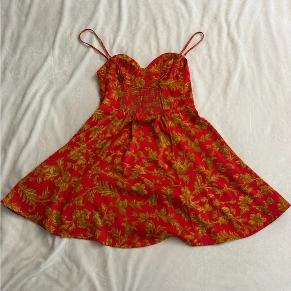 Red and Gold Floral Dress - Picture 6 of 7